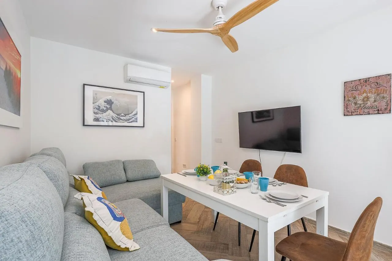 Magnifico apartamento de diseño centro Sevilla 0*,  España