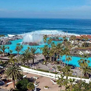 exclusive-playa-martianez-valois.in-canary-islands.com/