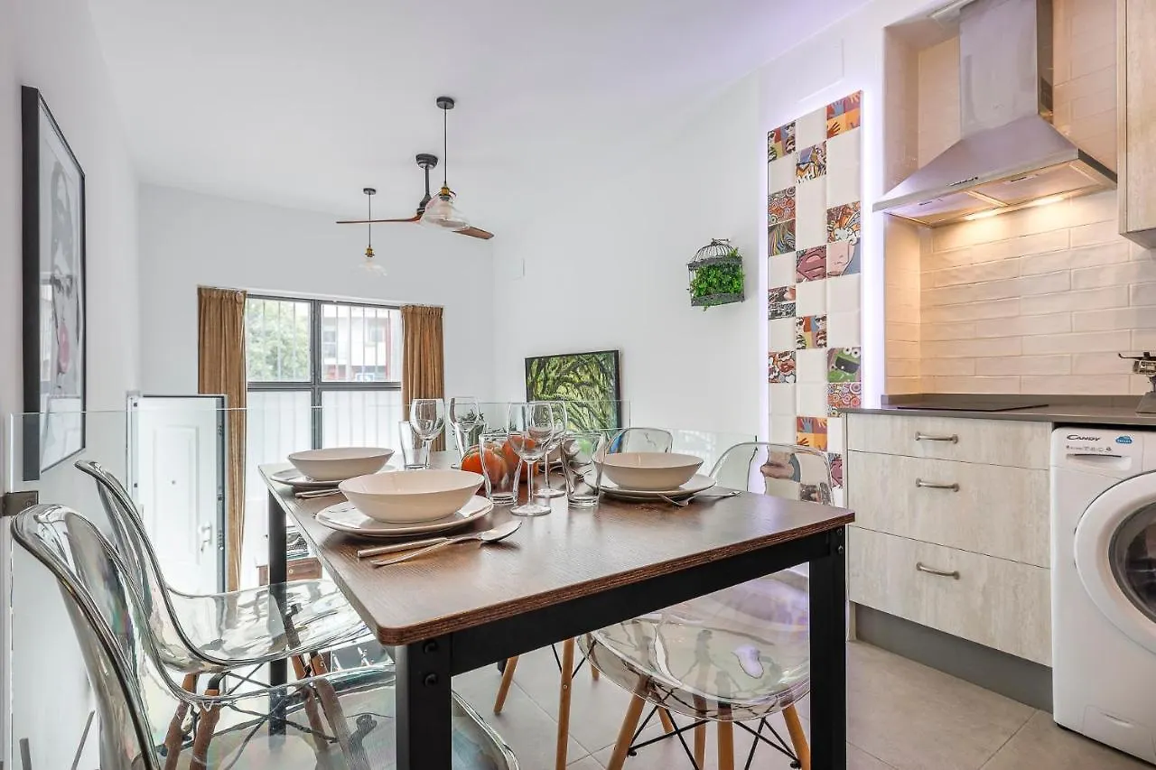 Magnifico Apartamento De Diseno Centro Sevilla